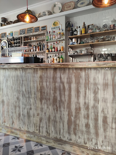 R. 9 de Abril, 8100-544 Loulé