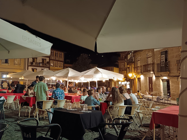 Em frente aos arcos da, Praça de São Tiago 15, 4810-445 Guimarães