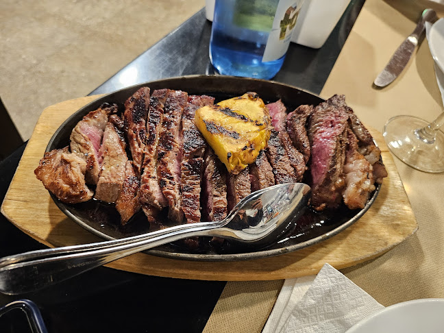 Comments and reviews of O Buraco