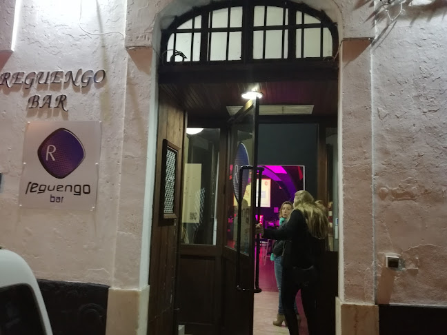 Cosa Nostra Bistro Bar - Gastronomia e hotelaria