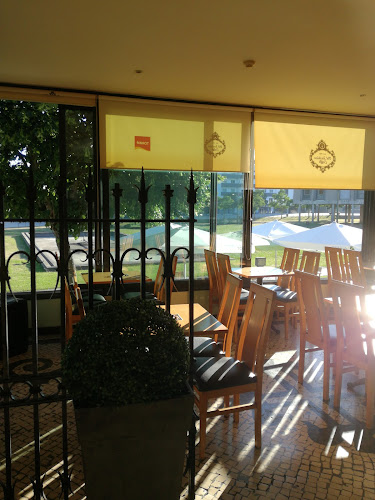Old Fashion Caffé Open Times