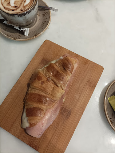 Opinii despre Bolos do Folheta Póvoa De varzim în Póvoa de Varzim - Gastronomia e hotelaria