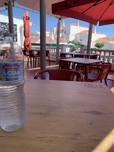 http://www.facebook.com/wanderinnalbufeira
