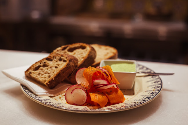 R. de Santa Catarina 1198, 4000-457 Porto