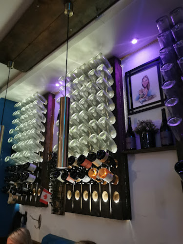 R. Duques de Bragança 5M, 1200-162 Lisboa