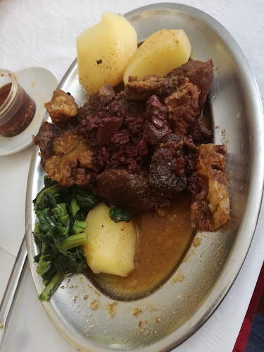 Opinii despre Churrasqueira Restaurante Bom Retiro în Valbom - Gastronomia e hotelaria