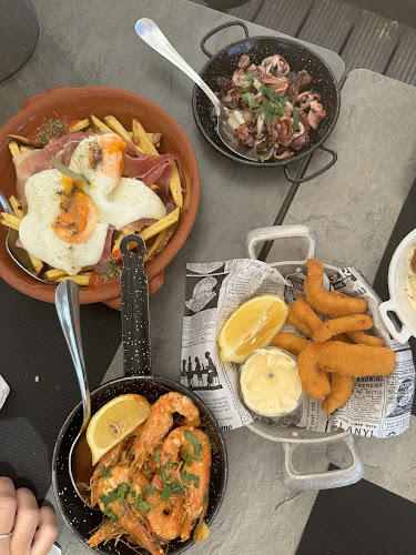 Comentarii opinii despre Coral Food and Wine Tapas