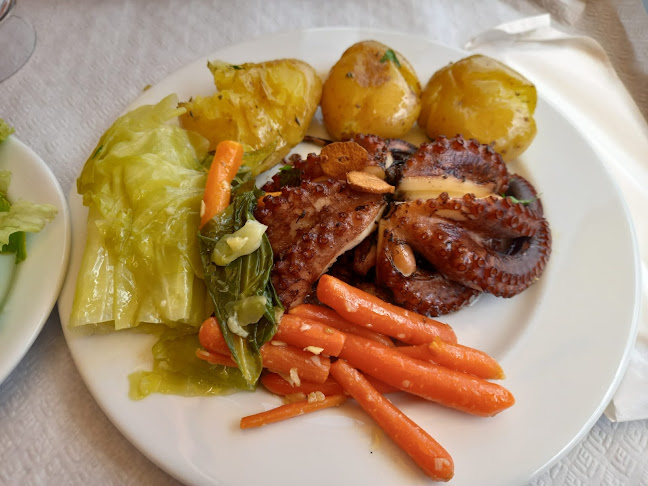 Reviews of Restaurante Higa in Castanheira do Ribatejo - Gastronomia e hotelaria