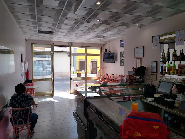 R. Aboim Ascensao 11B, 8000-498 Faro