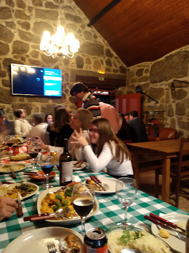 Opinii despre Casa d'Azenha Wine Bar în Castelões - Gastronomia e hotelaria