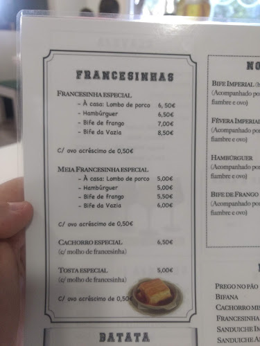 R. Cel. Albino Rodrigues 194 r/c, 4715-559 Braga