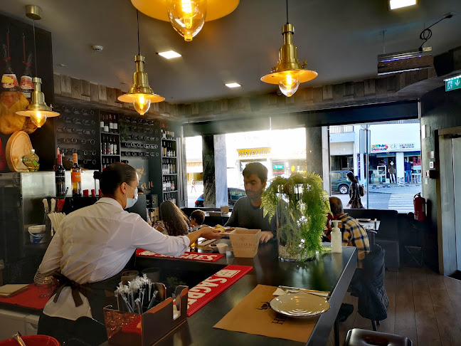 Av. Heróis do Ultramar 76, 3100-462 Pombal