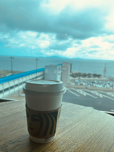 Reviews of Starbucks in Funchal - Gastronomia e hotelaria