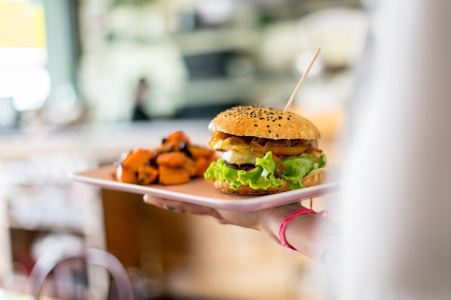 Picaba Natural Café - Gastronomia e hotelaria