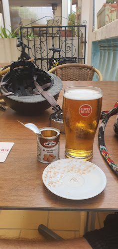 Snack Bar Paris - Gastronomia e hotelaria