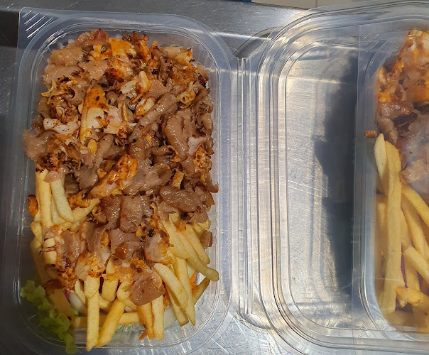 Doner King Kebab & Pizza - Gastronomia e hotelaria