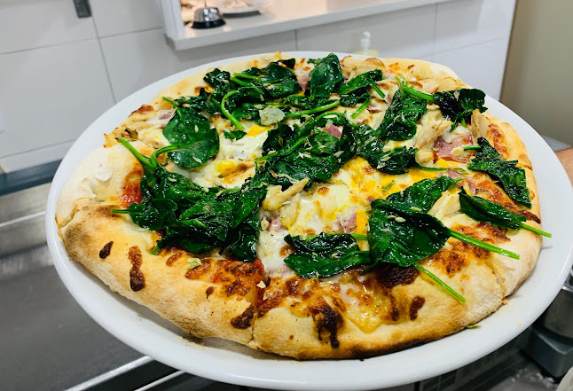 Pizzaria Favorita - Gastronomia e hotelaria