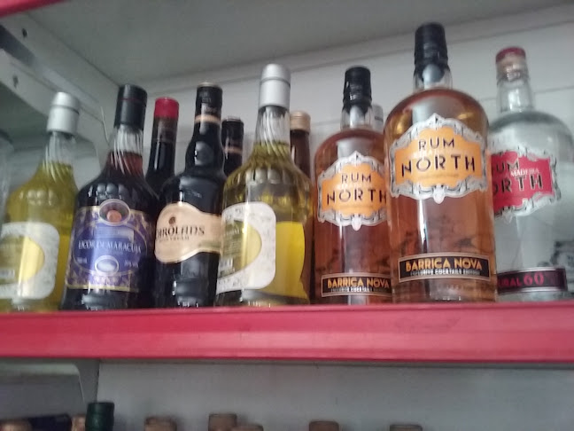 Opinii despre Minimercado Bar Lúcia în Funchal - Gastronomia e hotelaria