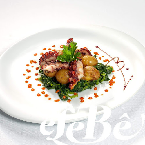 Opinii despre éLeBê Centro în Porto - Gastronomia e hotelaria