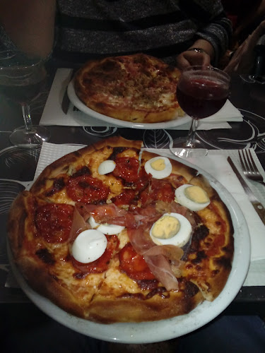 Opinii despre Pizzaria Central de Tires în São Domingos de Rana - Gastronomia e hotelaria