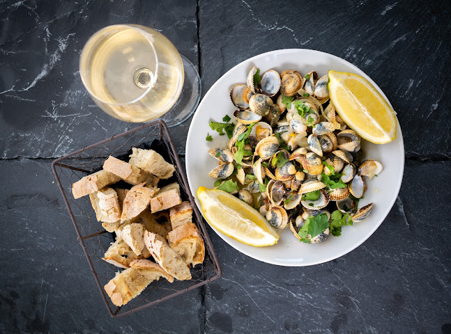 Magna Carta - Wine & Food