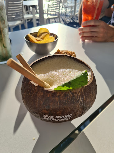 Cavacas Beach Bar - Funchal Phone number
