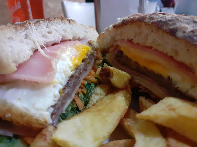 Opinii despre 3°estação café în Funchal - Gastronomia e hotelaria