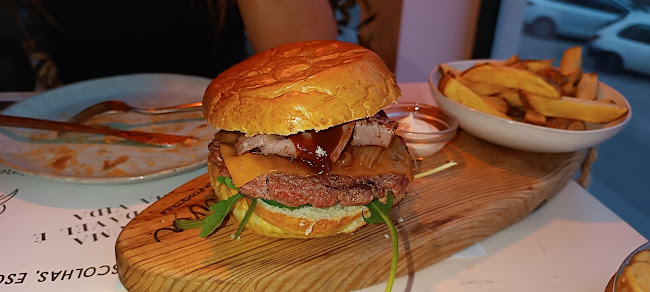 R. Luís de Camões 8, 2070-101 Cartaxo