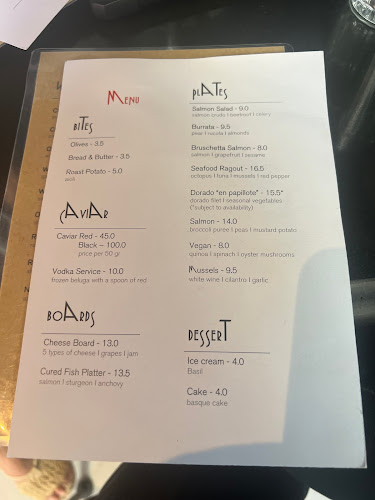 R. da Palmeira 28 C, 1200-313 Lisboa