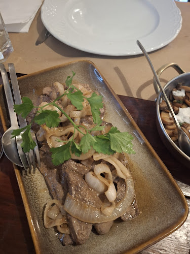 Rua Padre António Almeida 7A, 3865-282 Salreu