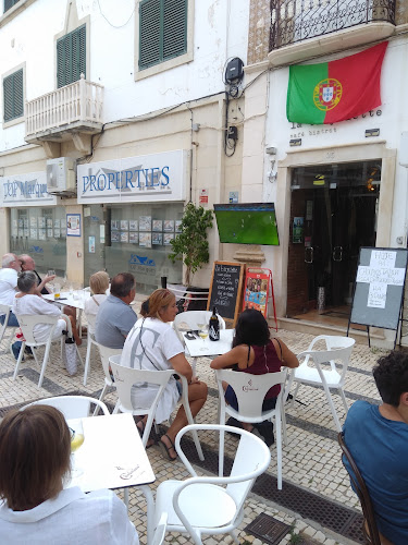 R. do Comércio 35, 8700-417 Olhão