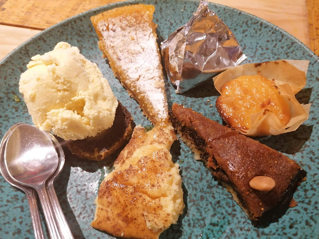 R. Paiva Coelho 127, 2840-520 Seixal