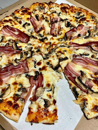 Comentarii opinii despre Pizza Out