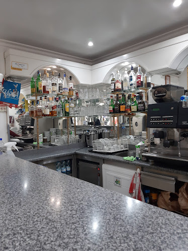 Café Pastelaria 2001 - Gastronomia e hotelaria