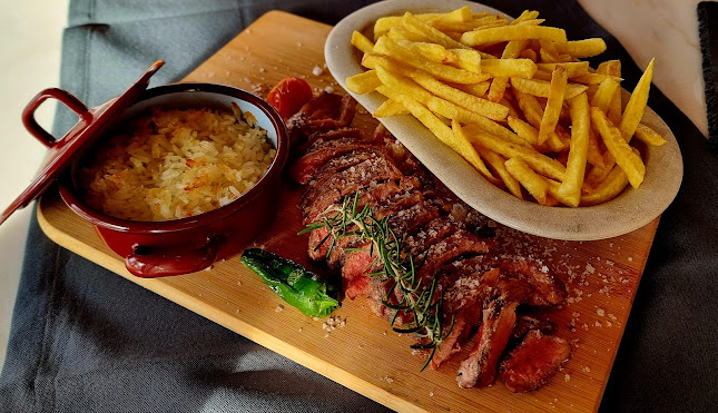 Aqui Há Gato - Caminha