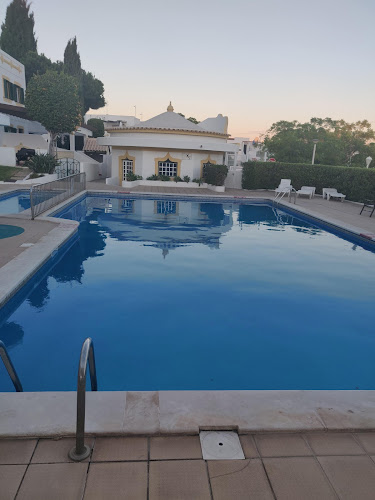 Divino's Grill - Gastronomia e hotelaria