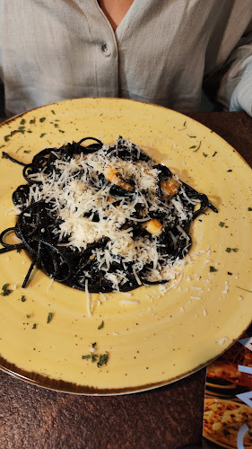Restaurante & Pizzaria Rei da Gula - Gastronomia e hotelaria