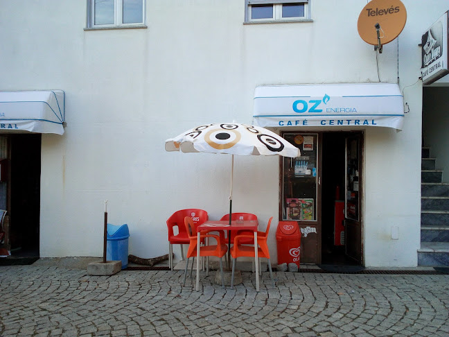 Café Central - Mario Martins Gouveia