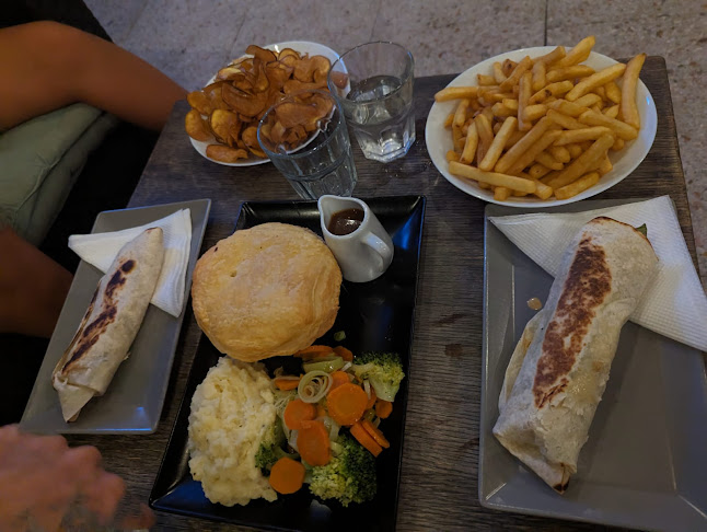 Comentarii opinii despre PIE Lagos