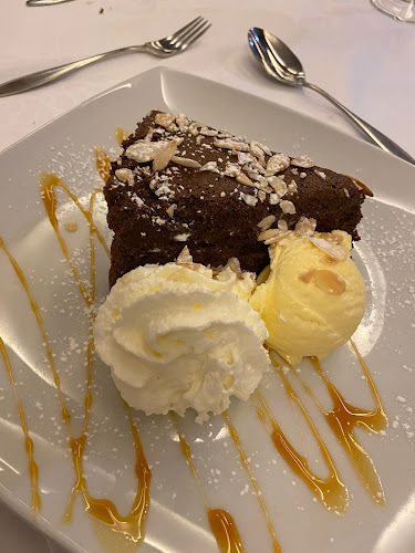 A Tendinha - Gastronomia e hotelaria