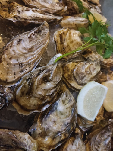 Mercearia do Fanqueiro by Vítor Palmilha