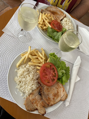 Comments and reviews of Pastelaria Dantas