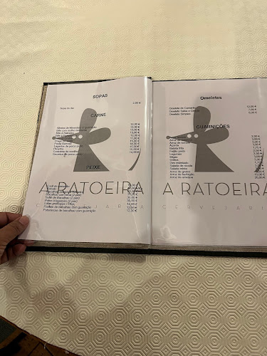 Opinii despre Restaurante Cervejaria Ratoeira în Marinha Grande - Gastronomia e hotelaria