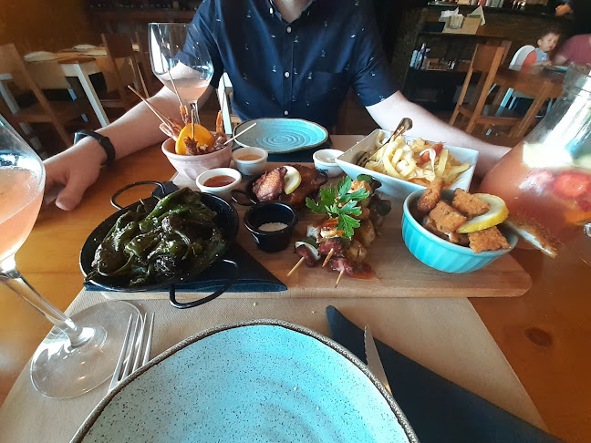 3 Copos - Tapas e Vinhos - Gastronomia e hotelaria