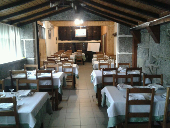 Adega Restaurante De Victor E Paulo, Lda - Fafe