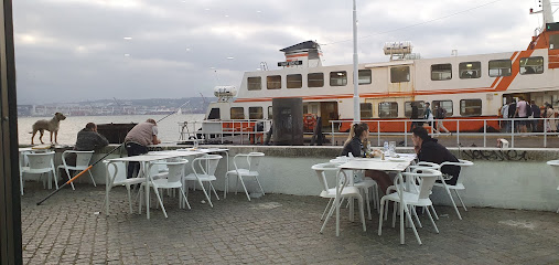 Restaurante Farol de Cacilhas