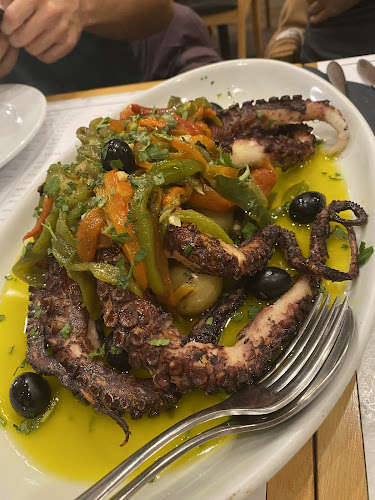 Tv. de Cedofeita 48, 4050-183 Porto