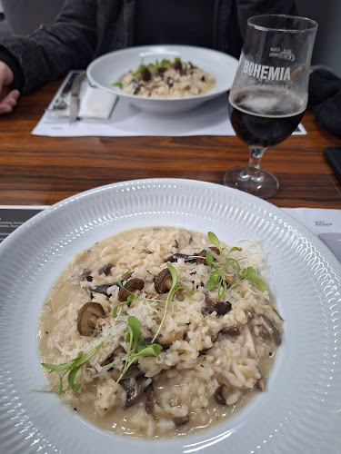 Comentarii opinii despre 100 Papas na língua