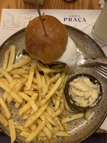 Opinii despre Praça în Oliveira de Azeméis - Gastronomia e hotelaria