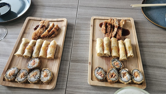 Wow Sushi Bar Phone number